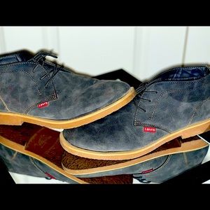 Levi’s dress shoes